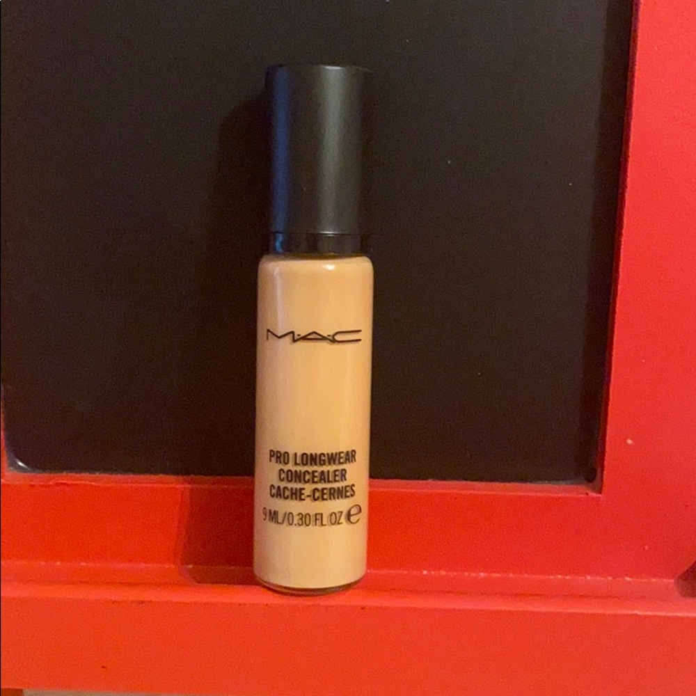 Mac Pro Longwear Concealer